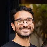 Bijan Morvaridi logo